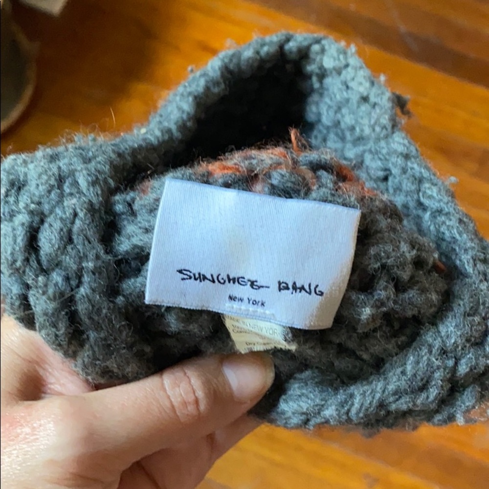 100% Wool hat - Picture 3 of 4